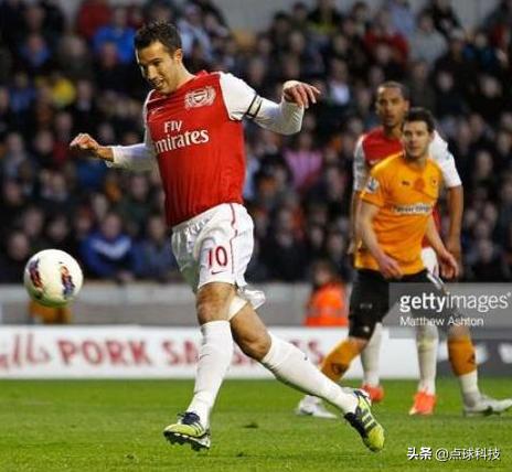 一人一鞋球星的执念球迷的追求你最喜爱的那双鞋穿了多久？