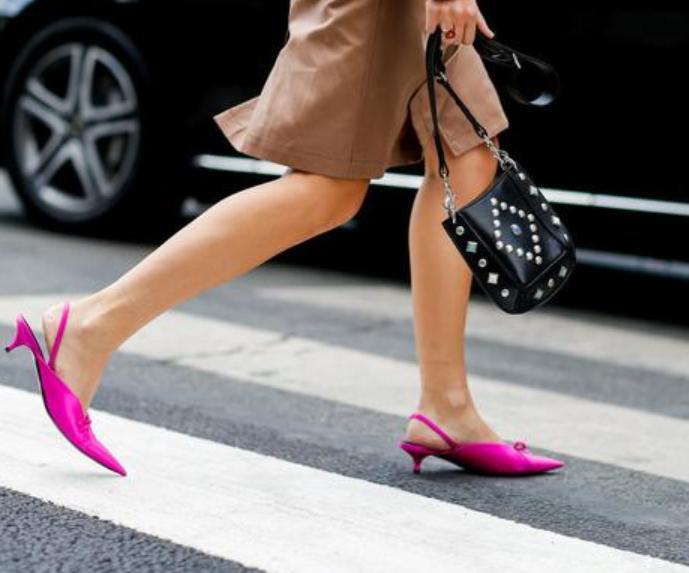 V口鞋太好穿了吧,显瘦显高又时髦,脚宽脚胖再也不用愁了