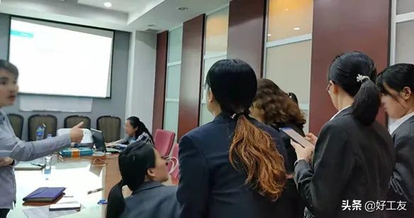 星城大酒店成功启用好工友智能考勤+保险系统