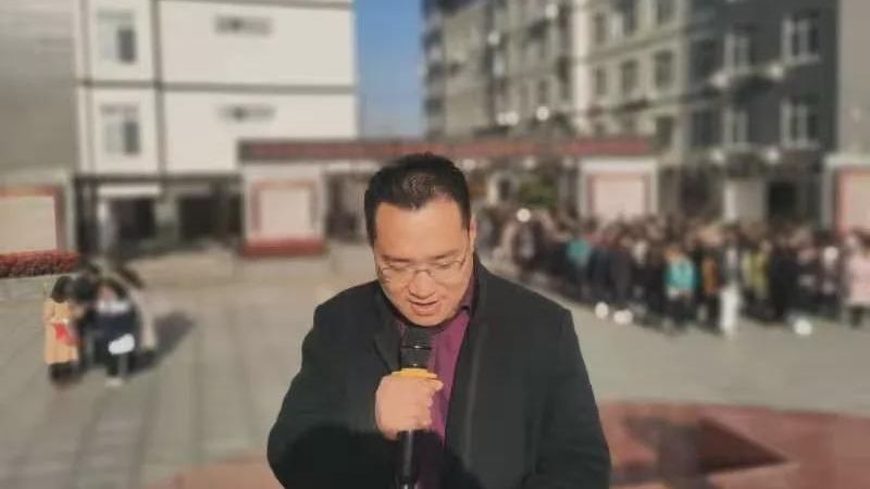 淮滨实验中学教育宣传视频,爱学校为学校增光添彩