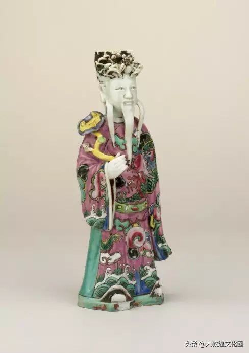 瓷之美高清图片大全,康熙和乾隆粉彩瓷盘哪个好