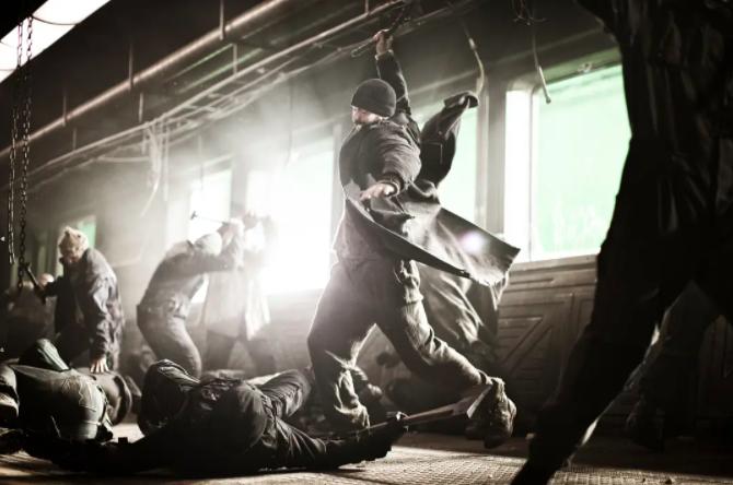 韩国电影版《雪国列车》背后的22件趣事：里面居然有黑猫警长