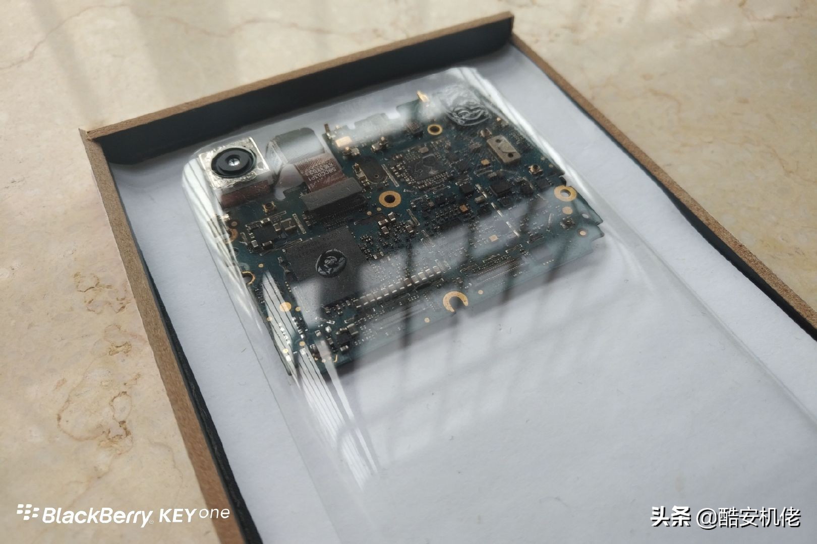 全键盘黑莓keyone,全键盘黑莓奢华