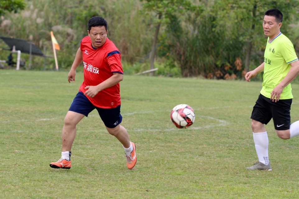 【再打前浪】这里依然有草根足球激情的浪花