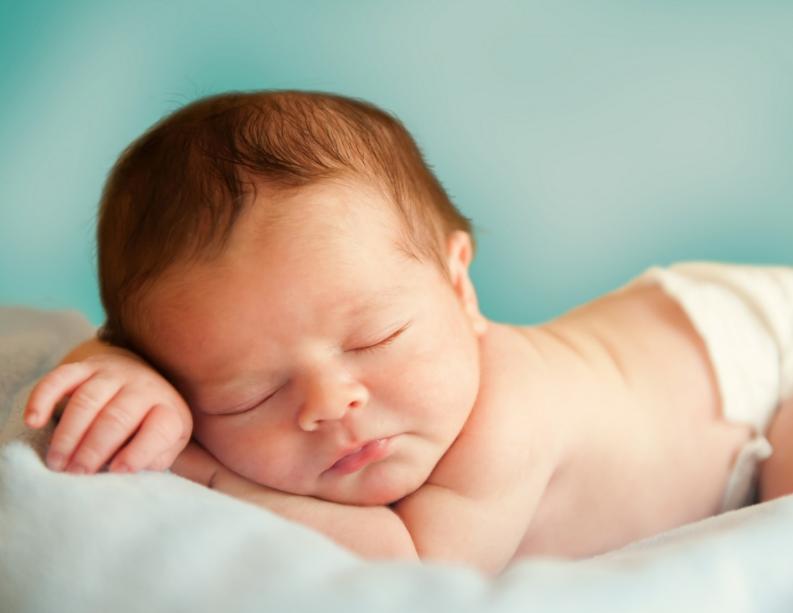 洁癖妈妈给孩子洗澡，做这动作遭婆婆训斥，这些部位再脏都别洗