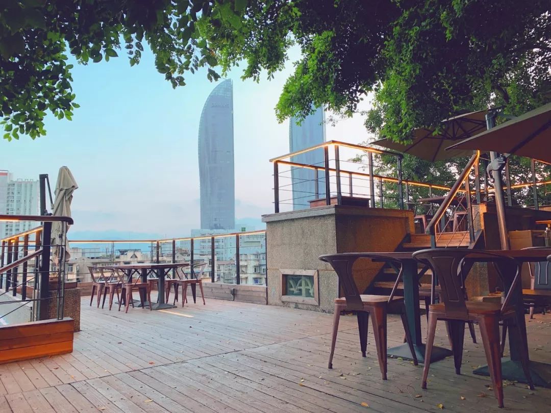 春天的第一杯茶颜悦色奶茶,春天的第一杯竹筒茶