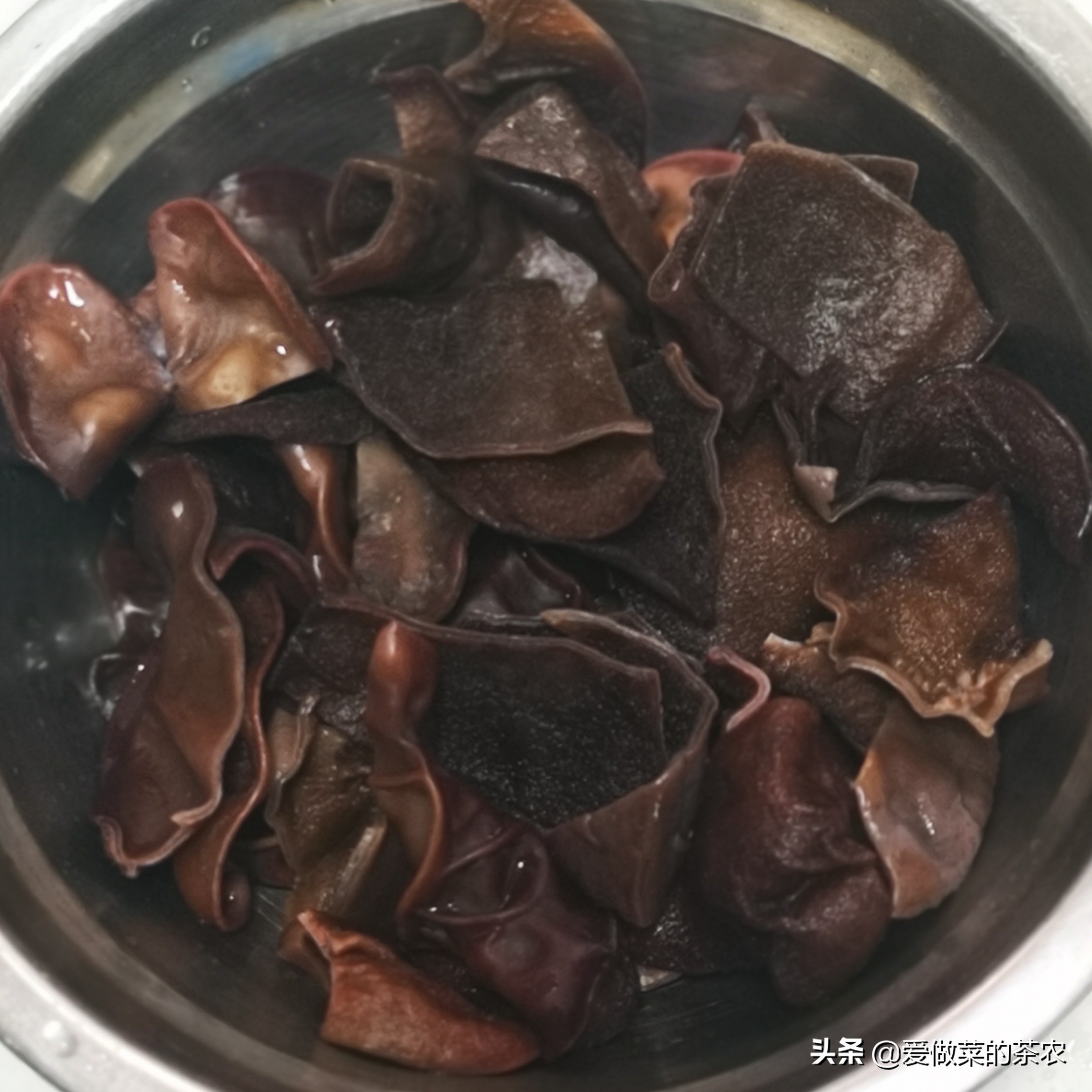 怎么腌鸡肉炒出来又嫩又好吃,怎样腌制鸡肉爽滑不柴好吃又简单