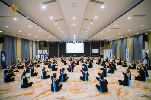 昌吉金百合优雅形礼学堂位置,金百合自然优雅