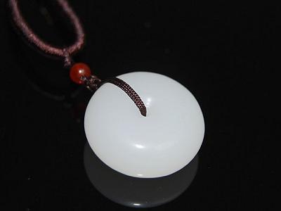 平安扣金的寓意及佩戴禁忌,佩戴平安扣寓意