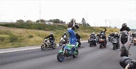 为什么闻自己脚臭后头痛,为什么闻自己脚臭会上瘾