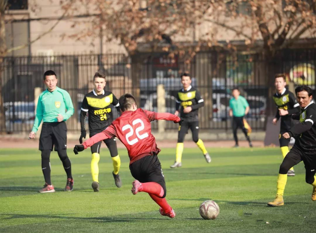 在西安举办的足球赛,西安的足球赛