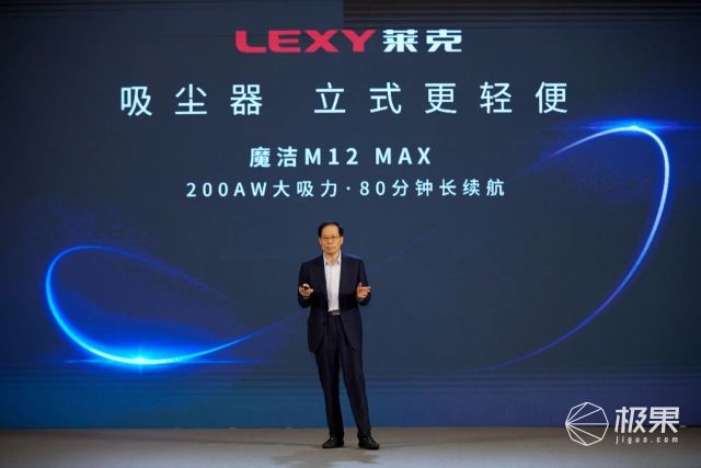 手持吸尘器做家务视频,轻便小巧大吸力吸尘器