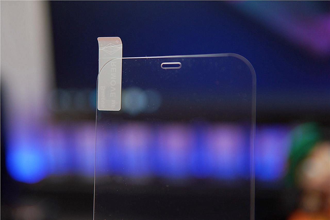 iphone13超瓷晶面板抗划,iphone12瓷晶面板还需要贴膜吗