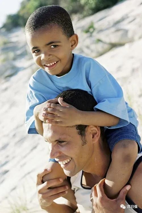 掌握四个关键点轻松改善亲子关系,掌握四个关键点迅速改善亲子关系