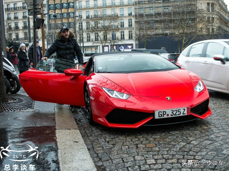 法国小伙用小牛跑出租，试驾一次90，网友：未必能干过卖煎饼的