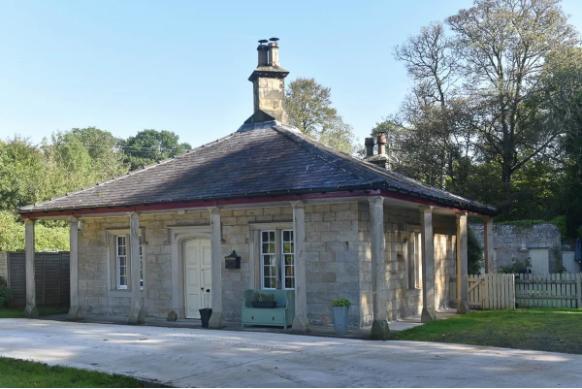 英国伦敦50亩的庄园别墅出售,英国300亩庄园出售