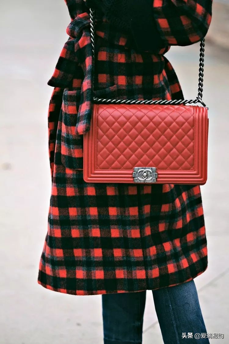 chanel包包有哪些经典款呀,lvdiorchanel包包哪个保值