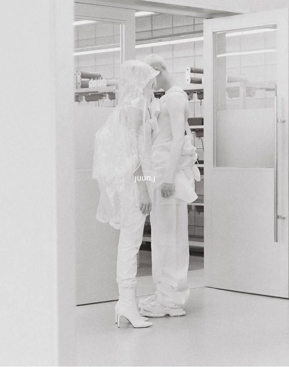 被明星带火的同款国货,被明星同款刷屏的女孩