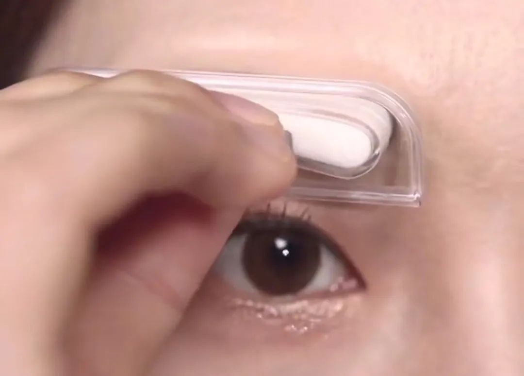 景甜改眉毛的视频,景甜的柳叶眉适合什么脸型