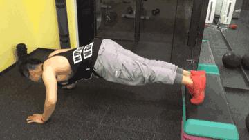 8分钟练胸,3分化练胸6个动作