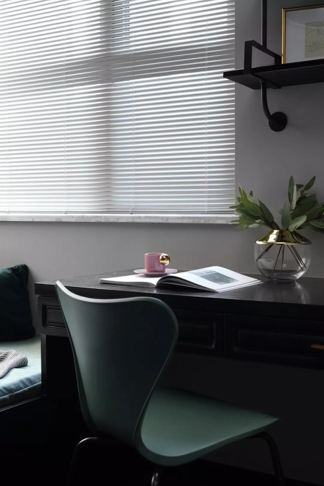 75平现代高级灰轻奢装修风格,75平现代简约风格