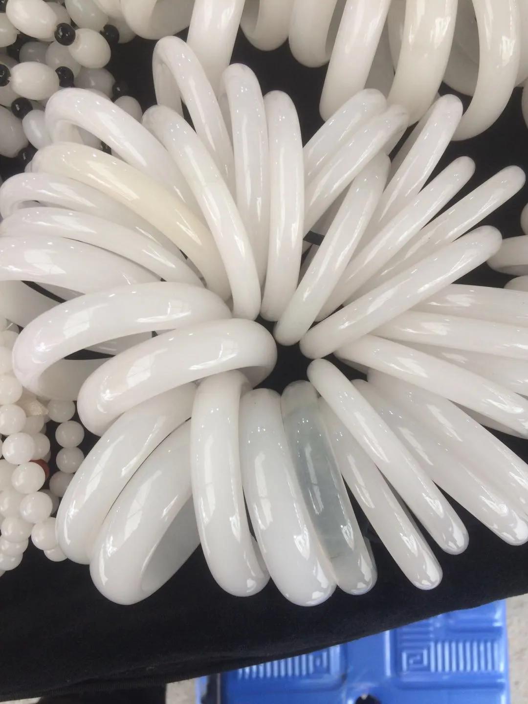 人人都买得起的奢侈品,人人都买得起翡翠