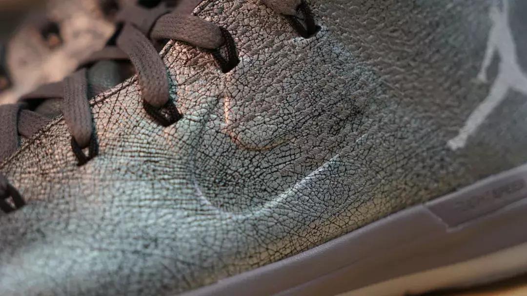 WEN开箱｜八百不到买正代AJ，全皮质感可能是系列质感最好