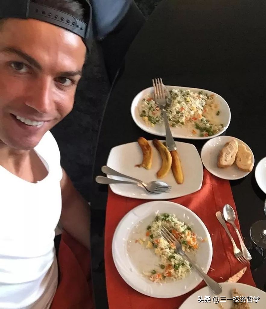 c罗痛哭致敬,c罗的自律已达到让人恐怖的程度