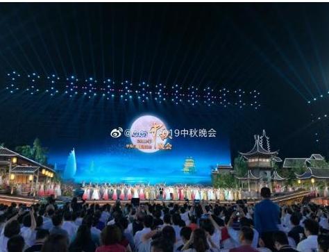 谭维维超女决赛歌曲,李宇春张靓颖尚雯婕谭维维