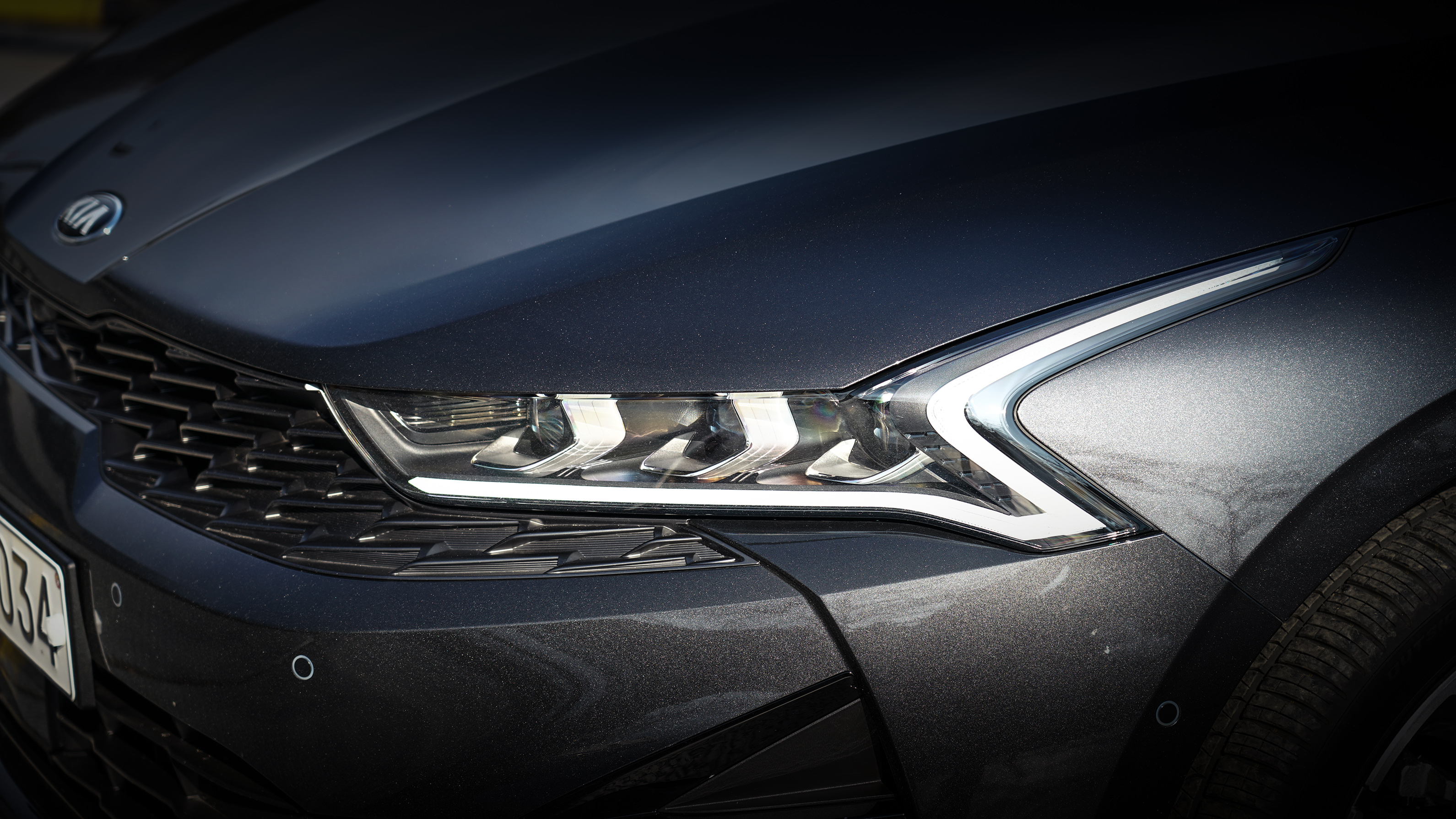 最新款起亚k5驾驶感受,全新起亚k5重回颜值巅峰