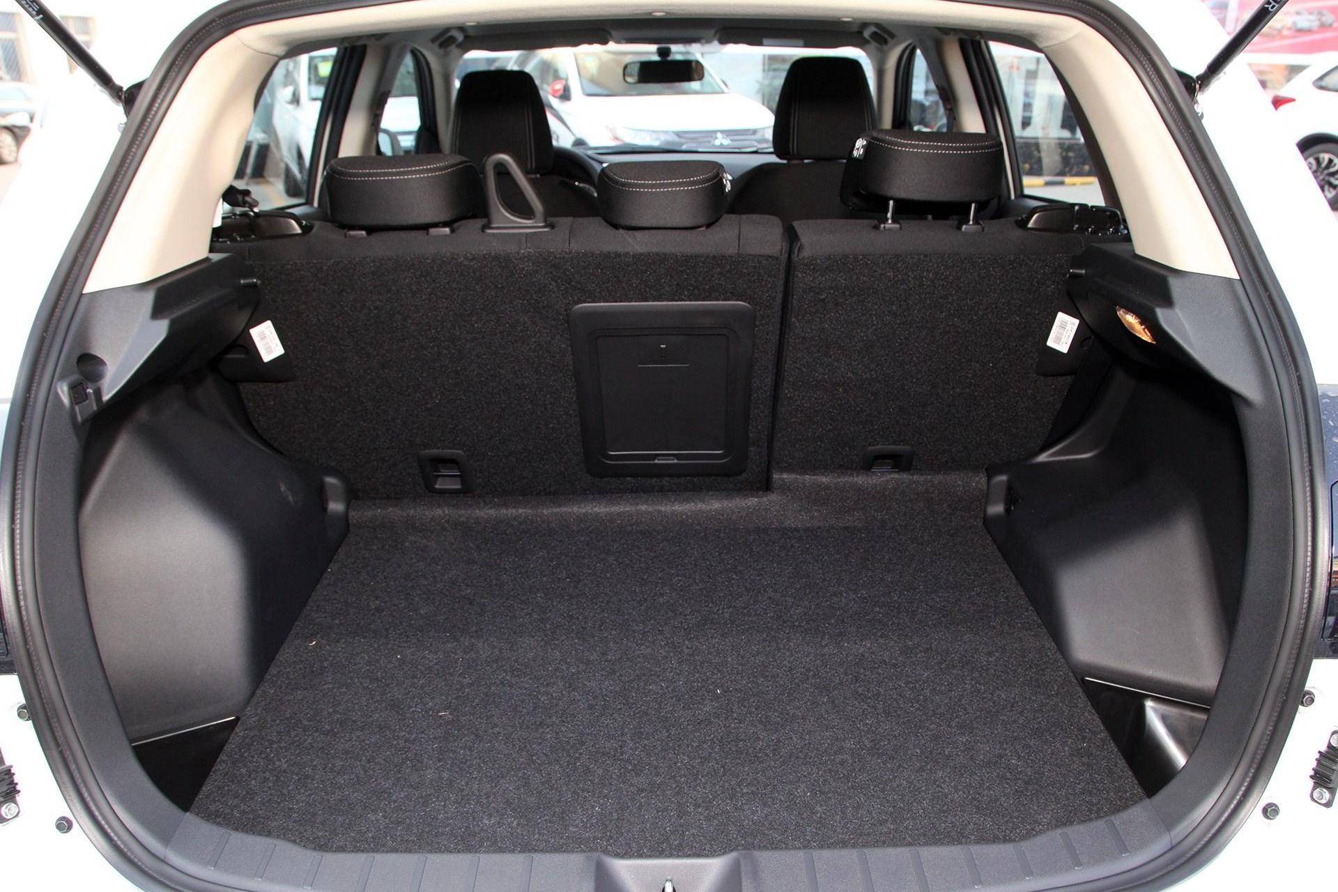 三菱尾箱60寸,9万级三菱