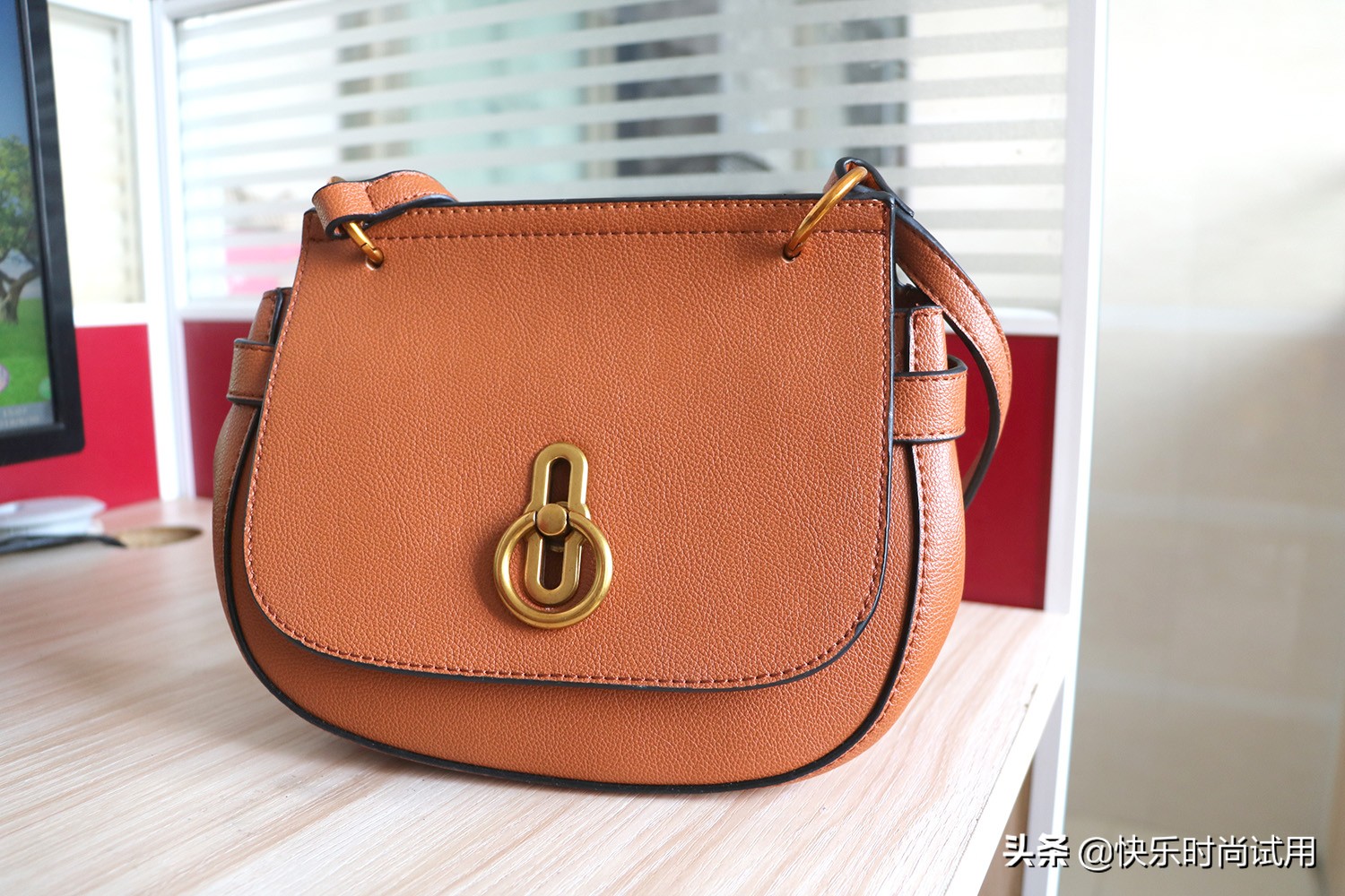 lv包madeleine系列手袋怎么样,lv系列包包的知识