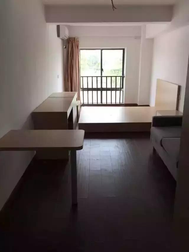 90后花3000元爆改出租房,厦门房屋出租改造