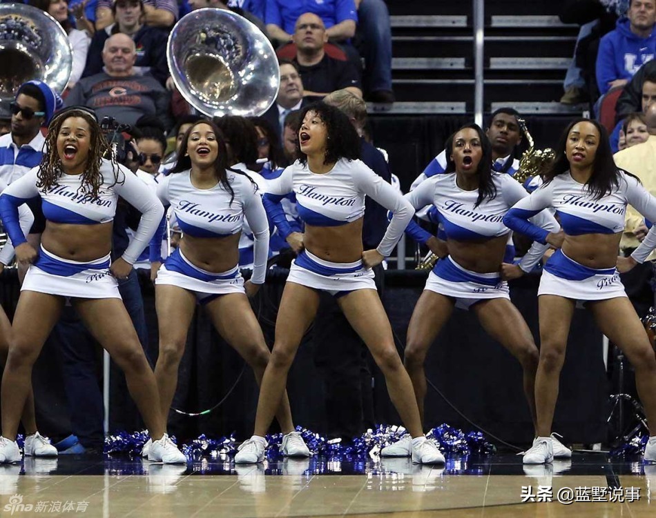 阳光下的花朵舞蹈视频,阳光下的鲜花完整版舞蹈