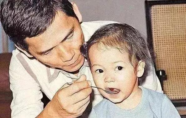 两位富豪共享*妇情**，“绿茶妈妈”林月云上位史，太精彩了