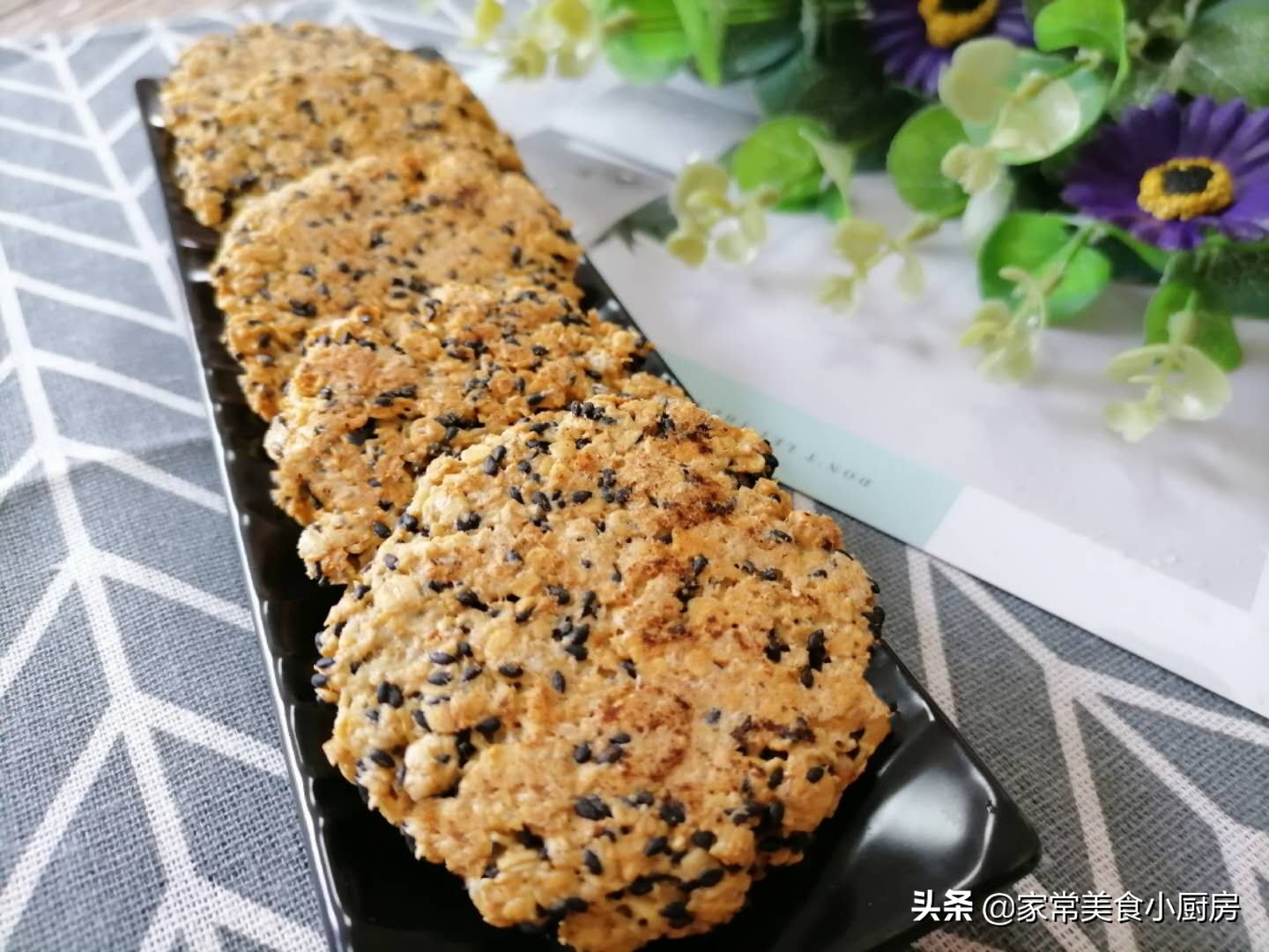 电饼铛怎么做燕麦饼干,自制减肥燕麦饼干无烤箱