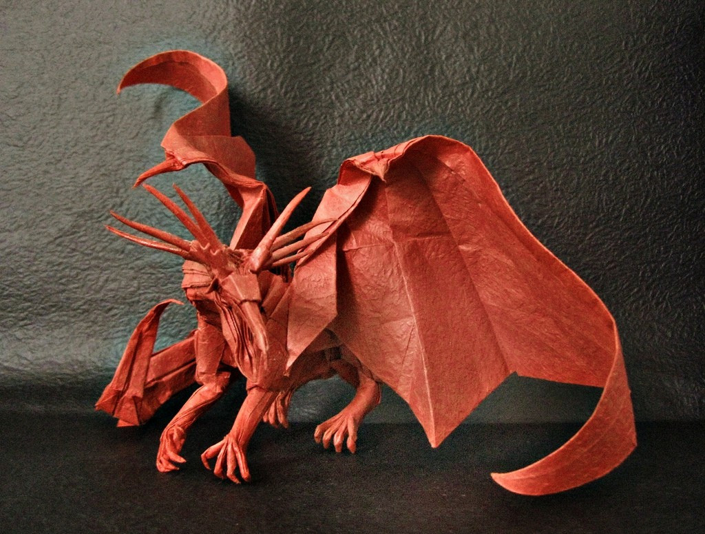 用正方形纸折出的立体中国龙,日本小哥创意纸盒制作成品惊艳了