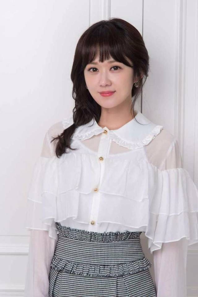 “刁蛮公主”张娜拉,献歌奥运,误谈圈钱被封杀,40岁想嫁中国