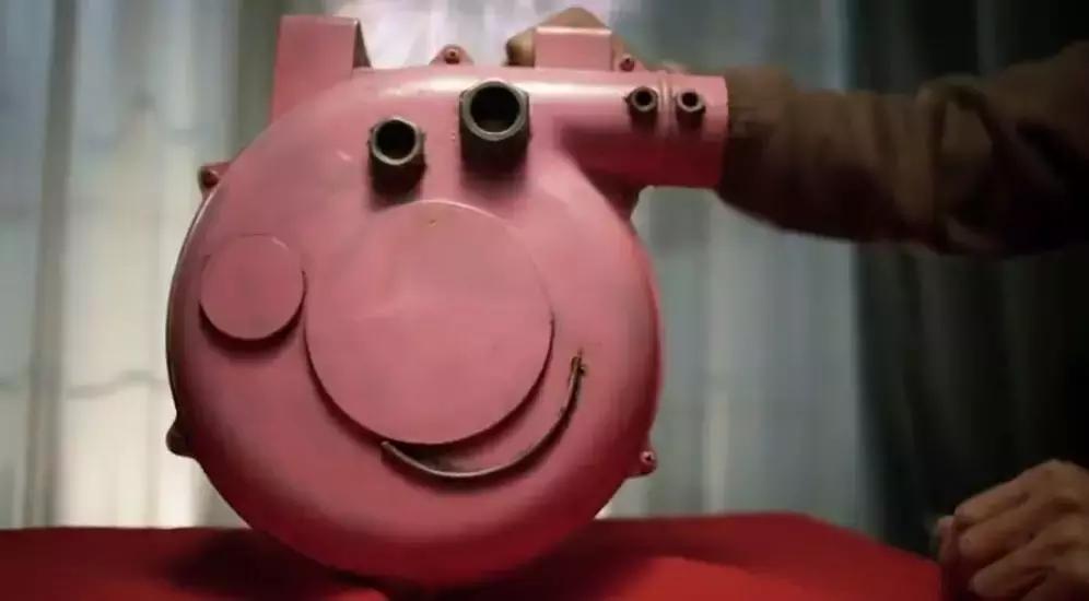 刷爆朋友圈的《啥是佩奇》,原来幕后导演是他!