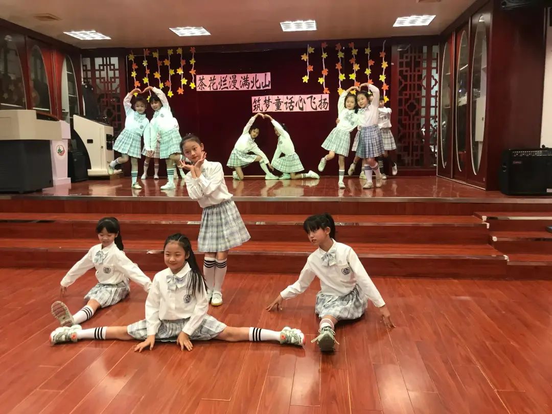 海珠｜舞蹈、情景剧、抒情诗朗诵……看北山小学学生如何演绎“童话故事”