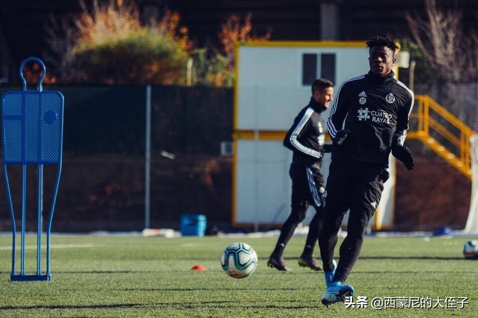 范戴克当世最强中后卫,范戴克现役最强中后卫