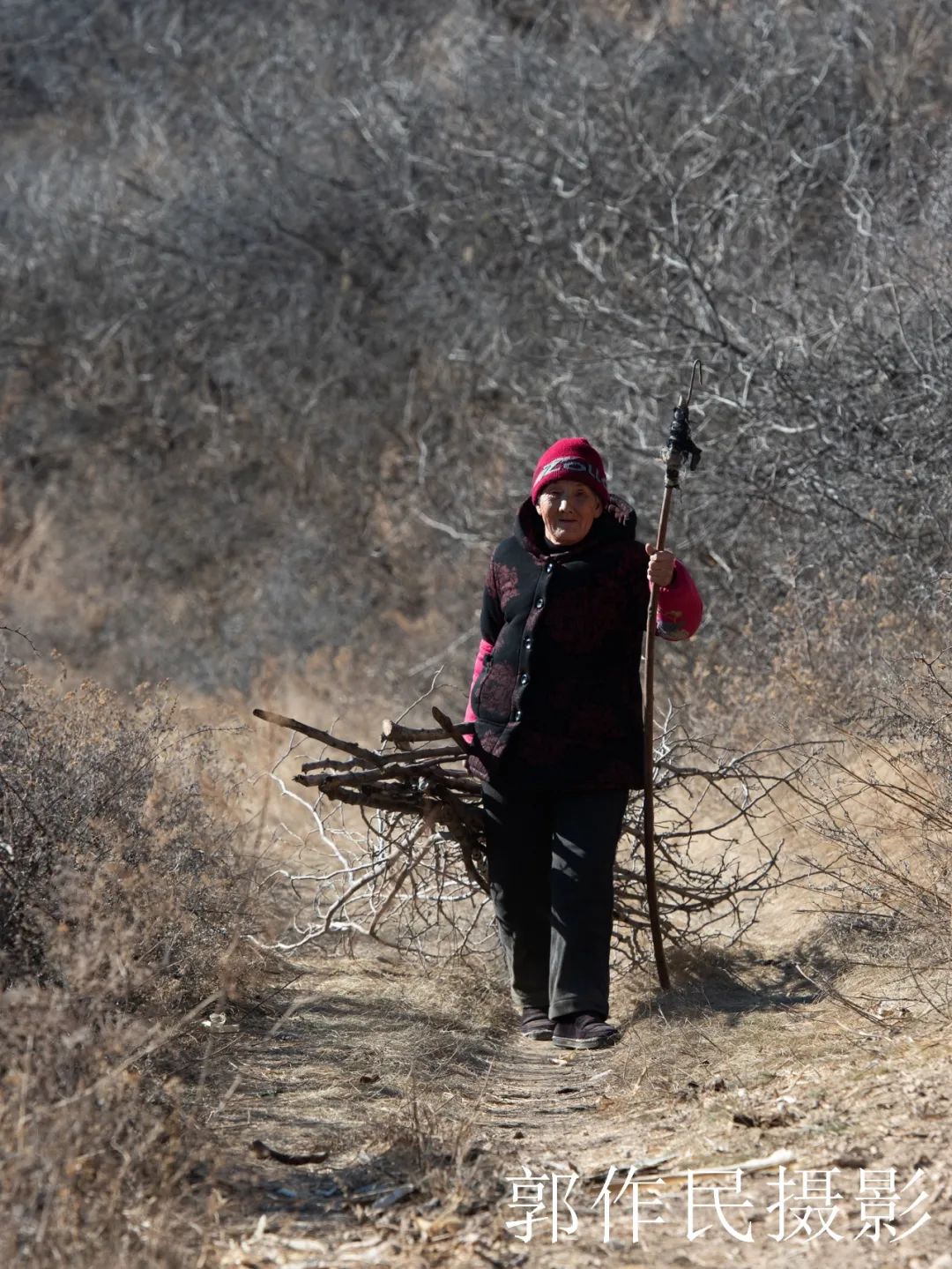 一不小心扭到腰了怎么能治好,一不小心摔坏了脚