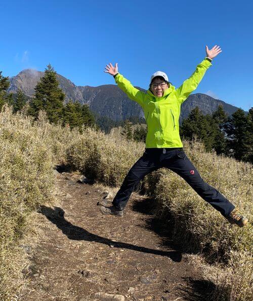 始祖鸟冲锋衣beta荧光绿穿搭,始祖鸟arcteryxleafalphagen2冲锋衣