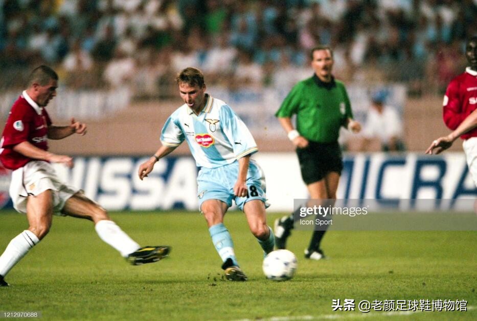 真不比齐达内差，捷克铁人也曾在欧洲优胜者杯决赛天外飞仙制胜