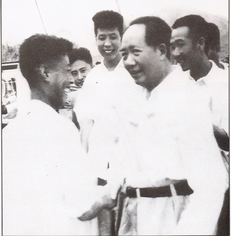 毛*东泽**平生视察过的唯一铁矿山——铁山