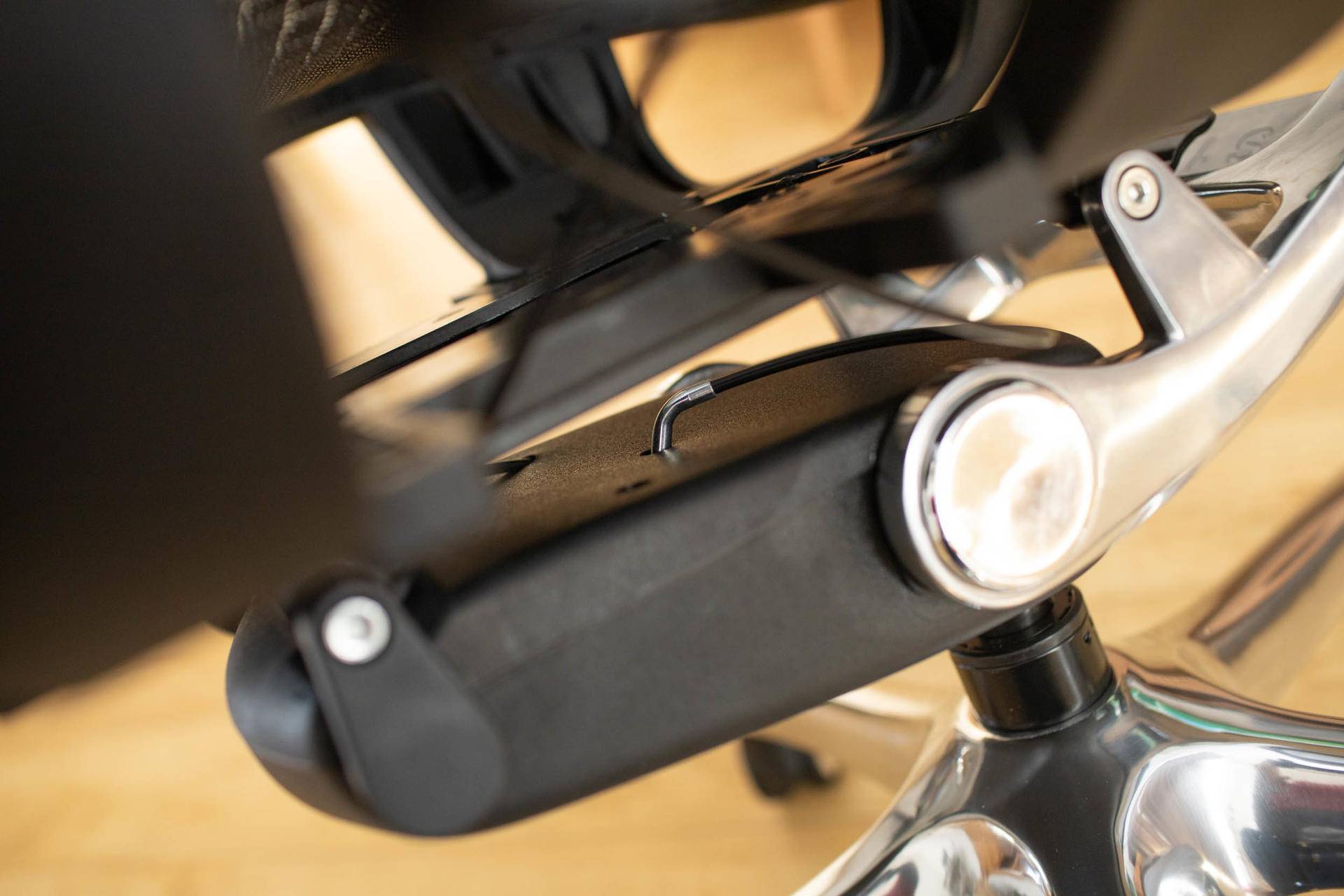 旗舰级人体工学椅,高端人体工程学椅