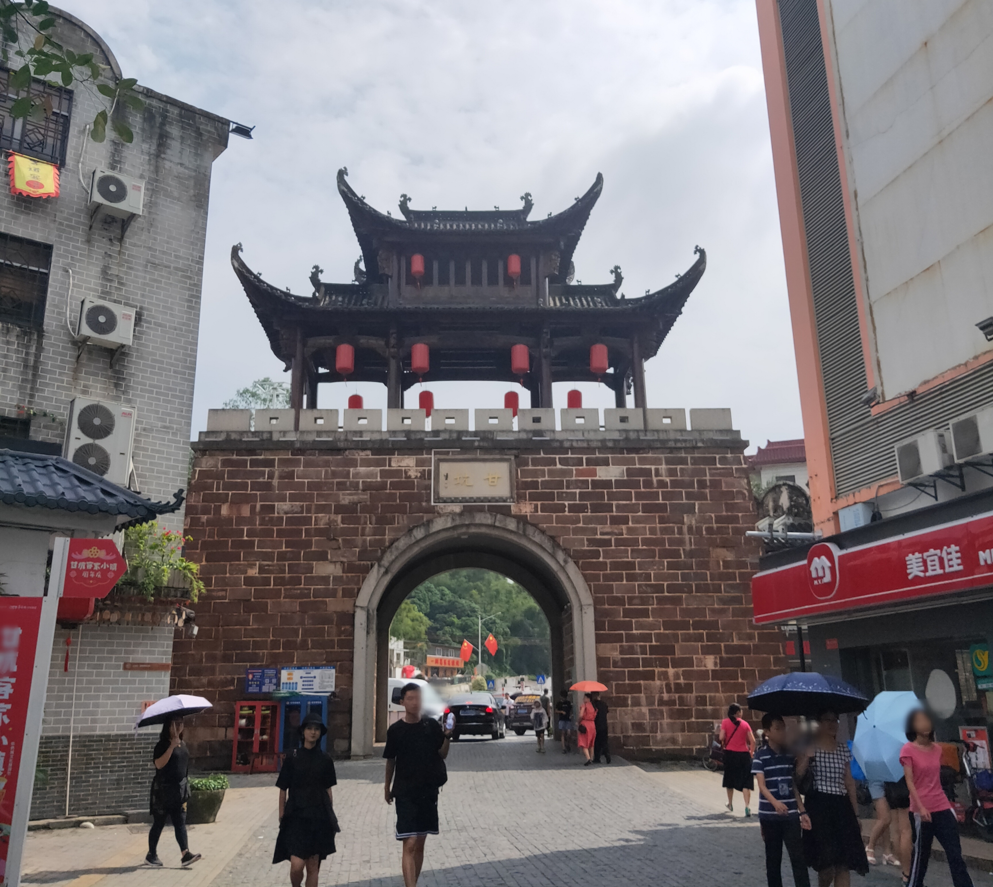 深圳甘坑客家小镇哪个区,深圳甘坑客家小镇欢迎你