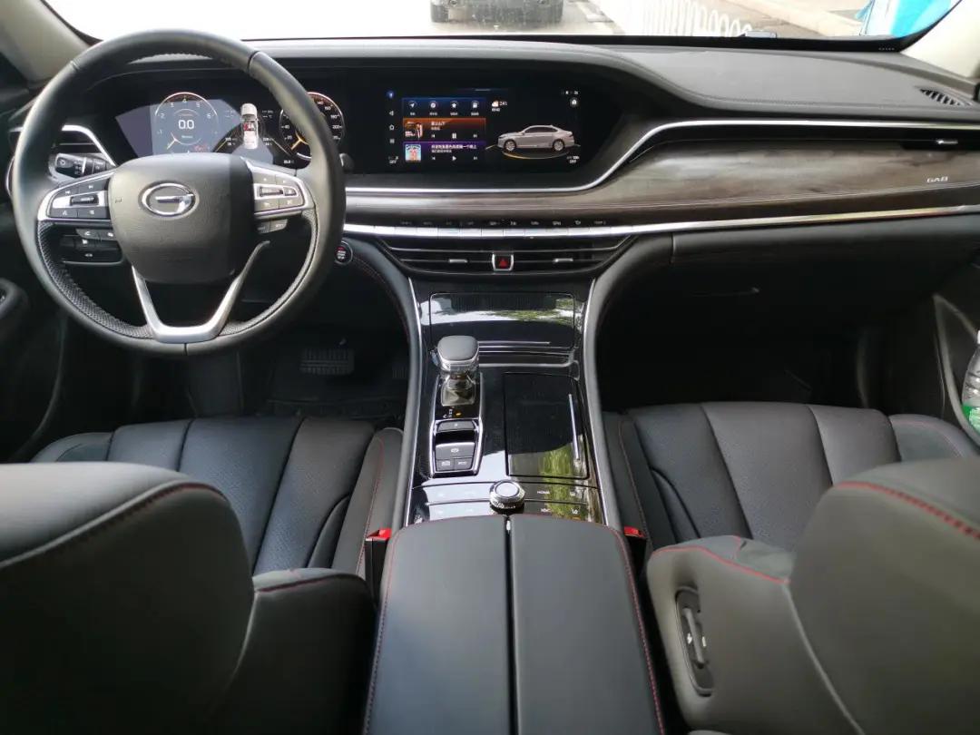 广汽传祺ga82016款320t行政版,2017款ga8行政版1.8t