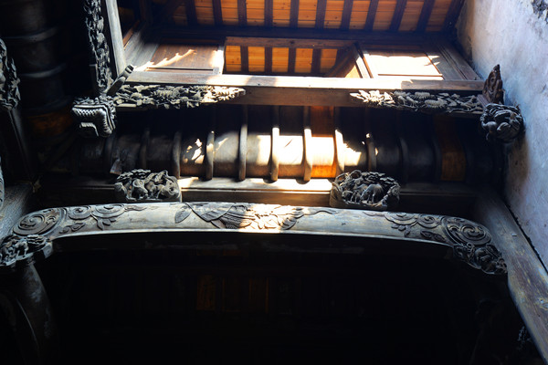 千年古村的老街,霞山古村落在哪里