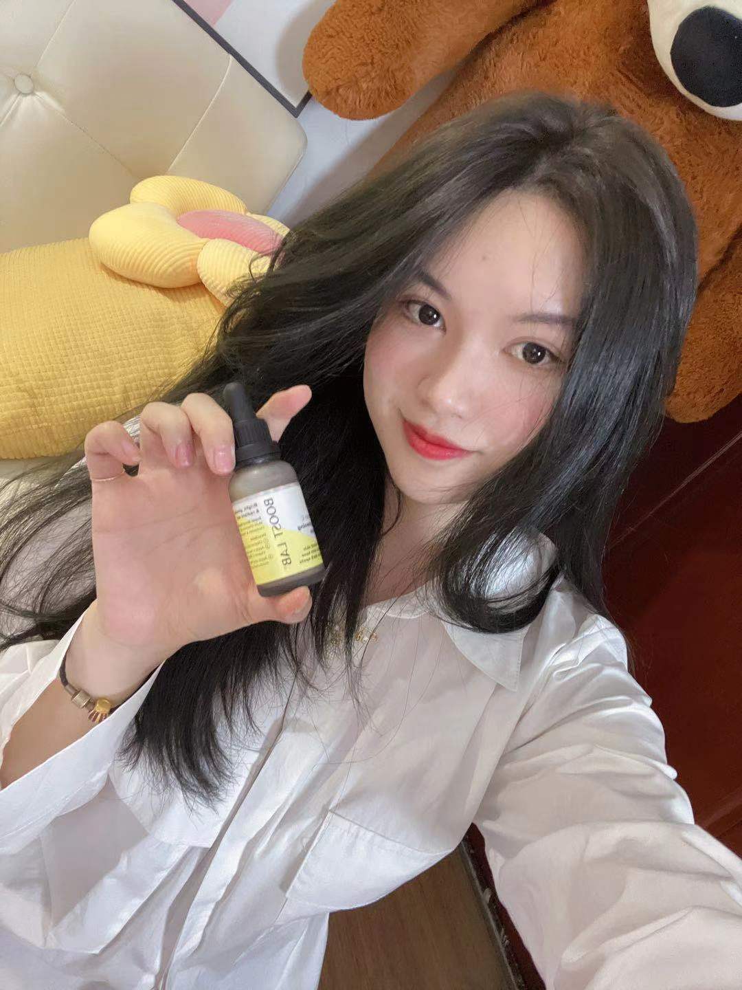 黄黑皮怎么变白高级感,黄黑皮如何养成干净皮肤